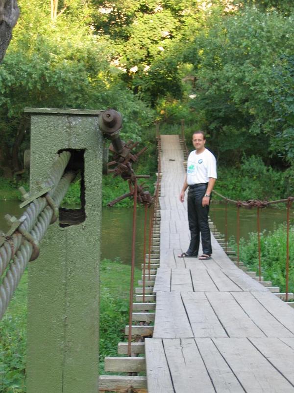 neuIMG_0879.JPG - Kamjanez-Podilskyj  /  Кам'янець-Подільський - unterhalb der ,,neuen" Brücke über die Schlucht zwischen Alt- und Neustadt