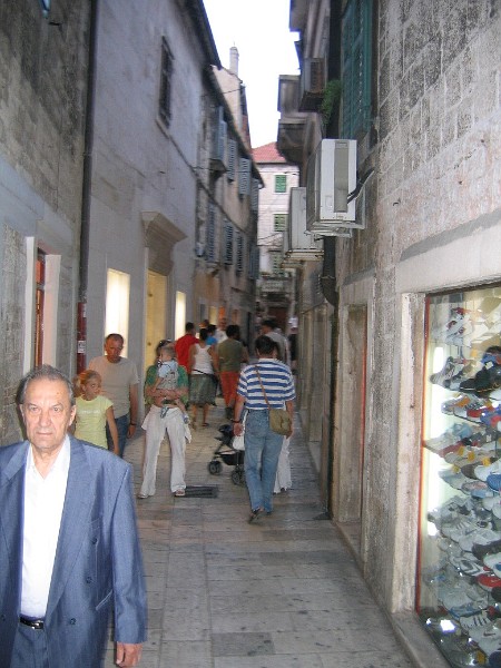 neuimg_1905.jpg - Split