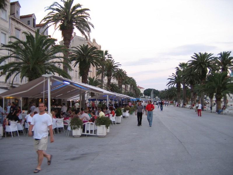 neuimg_1906.jpg - Split