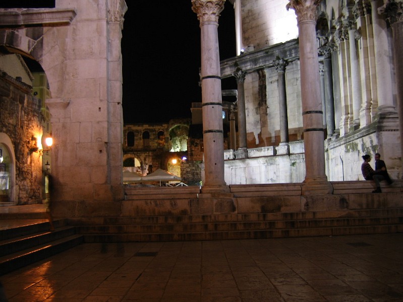neuimg_1912.jpg - Split