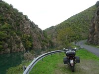 2022-10-25-13h35m27  Fahrt durch die Schlucht des Tarn.