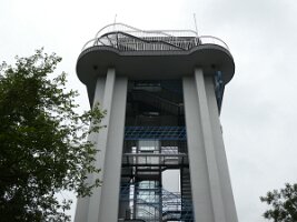 2025-07-26-10h52m10  der neue Kleistturm im polnischen Slubice