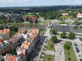 2025-07-30-10h17m28  schön wieder aufgebauter Stadtkern in Elblag