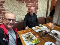 2026-05-18-19h44m22  Sofia - super Fischrestaurant in Seitenstraße unweit unseres Hotels
