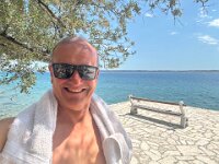 2026-05-27-14h35m57  durch Kroatien in Richtung Norden. Endlich wieder mal baden bei der Hitze